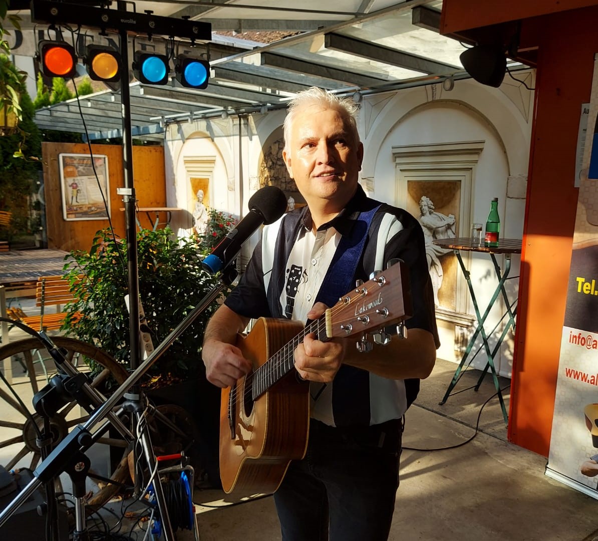 Alfred Bischof-Liedermacher live in Hohenems Alfred Bischof-Liedermacher live in Hohenems